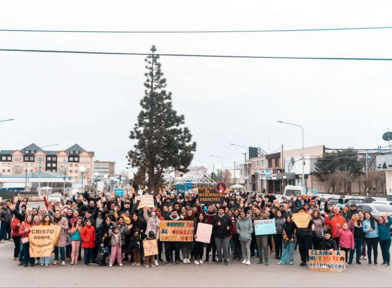 El Municipio estuvo presente en el acto por el Da de la Biblia