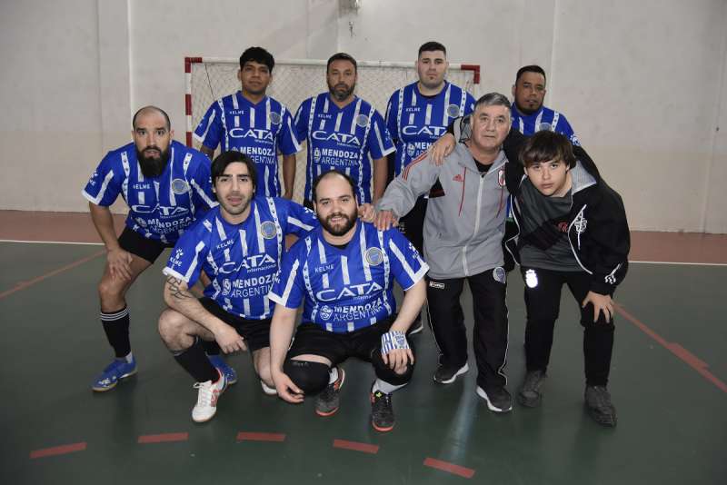 El equipo de Saneska, categora libre.