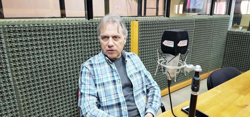 El ingeniero Daniel Wallner, presidente de la Cmara Fueguina de la Construccin, dialog con Radio Universidad 93.5 y Diario Provincia 23 sobre el avance de la obra pblica, que est logrando un buen nivel de ocupacin de mano de obra, con mejores perspectivas todava para 2023 en funcin de los anuncios de nuevos planes de vivienda.