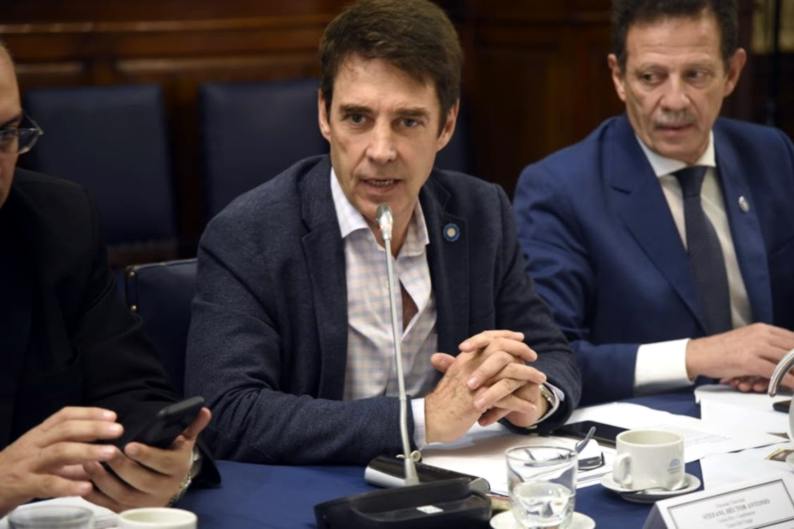 Yo no estoy en contra de los trabajadores, estoy en contra de los sindi-garcas
