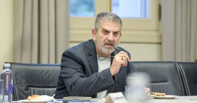 Hay que seguir trabajando para mejorar el salario docente, pero hay que hacerlo con los recursos que tenemos, dijo Lpez Silva