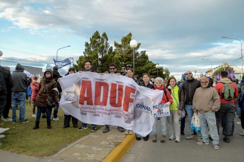 La docencia de la UNTDF de huelga contra los ceses autom�ticos