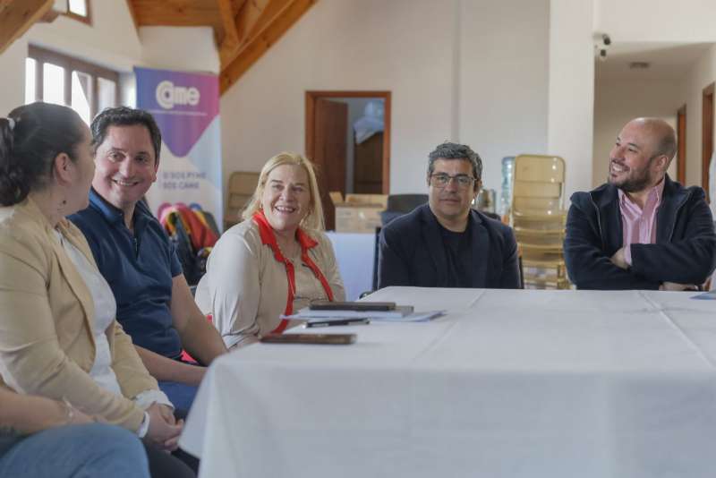 Impulsan habilitaciones comerciales 100% digitales y giles