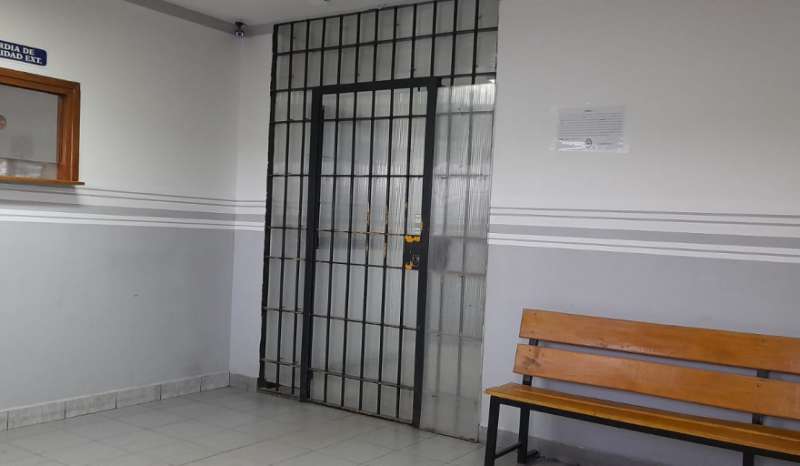Recibo llamados desde adentro y desde afuera de la crcel, incluso de alguien que le asegura que es 'el jefe'