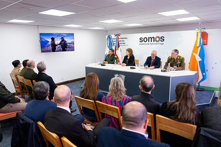 Se lleva a cabo el primer Seminario de Cooperacin de Policas Fronterizas del Extremo Austral 