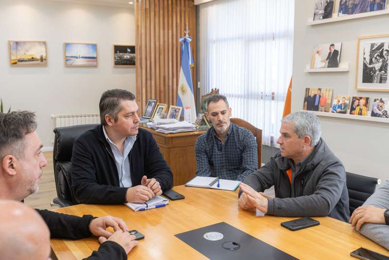 �R�o Grande no puede ser indiferente frente a la explotaci�n de los recursos naturales argentinos�