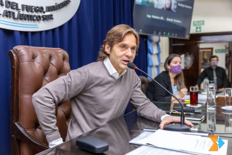 Sciurano pide realismo para discutir el Presupuesto 2026