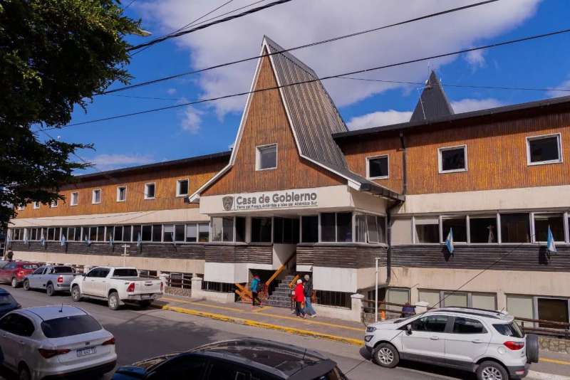 Homologaron el acuerdo salarial y fijan el piso del sueldo en un mill�n de pesos