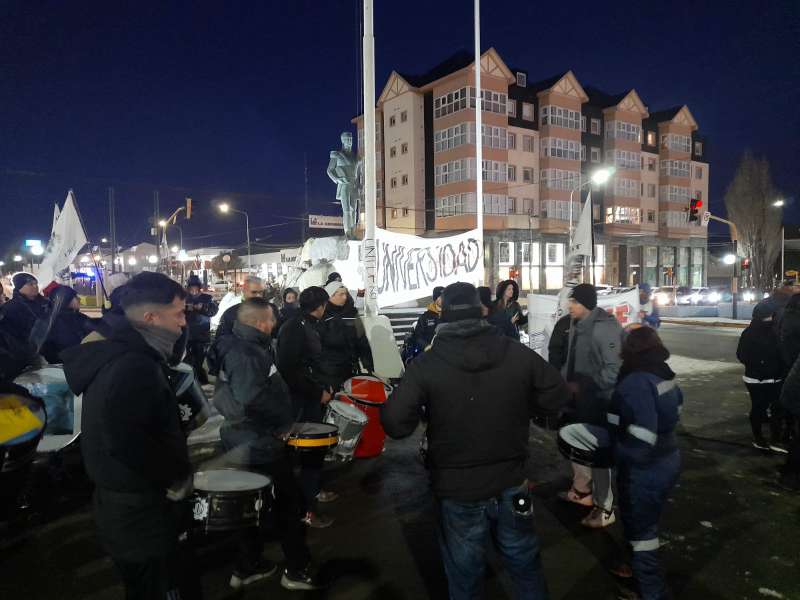 Se realiz la manifestacin en defensa de la universidad pblica