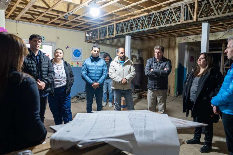 El gobernador Melella recorri la obra del Centro de Abordaje Integral de Salud Mental 