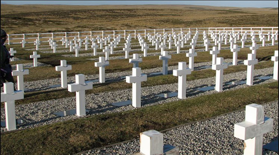 Familiares de cados viajarn hoy a Malvinas