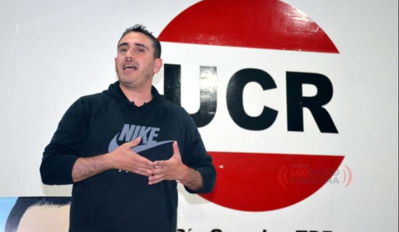 La UCR busca ser una alternativa entre el kichnerismo duro y los libertarios