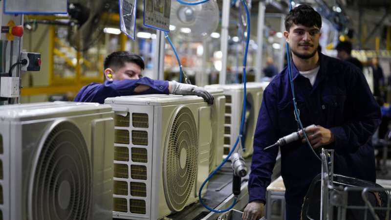 Publicaron resoluci�n que retrotrae el esquema industrial fueguino 
