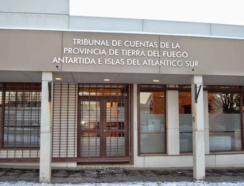 Cuestionan reubicacin de auditor interno
