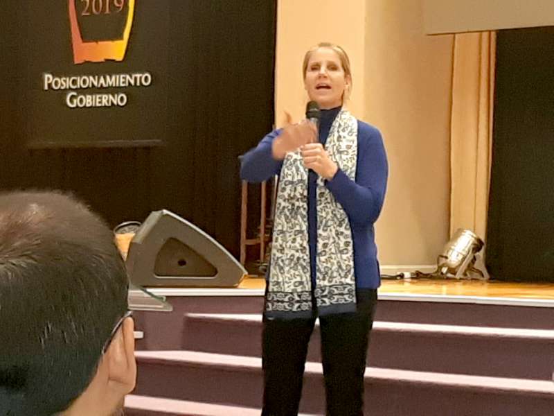Hotton ratific su compromiso con Las Dos Vidas