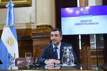 Agust�n Coto asumi� la presidencia de la comisi�n de Asuntos Constitucionales