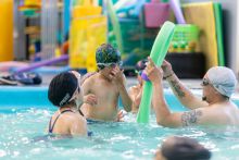 Per�z acompa�� una jornada de pileta libre en el Natatorio Municipal 