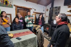 El Municipio acompaa las conexiones domiciliarias de agua y cloacas en Altos de la Montaa
