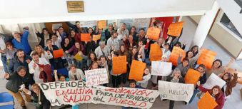 Profesionales juntan firmas para defender la dedicaci�n exclusiva