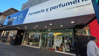 Autofarma al borde del colapso