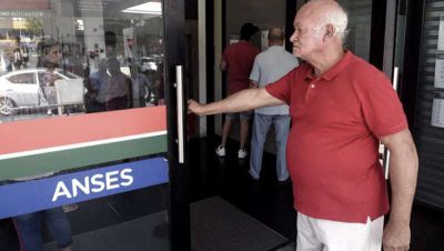 La ANSES anunci el cronograma de pago del bono de $ 5.000 para jubilaciones y pensiones