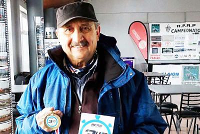 �Hoy en la vereda de Vialidad hay 90 decibeles, que es casi el 50% m�s de lo que tolera el o�do humano�