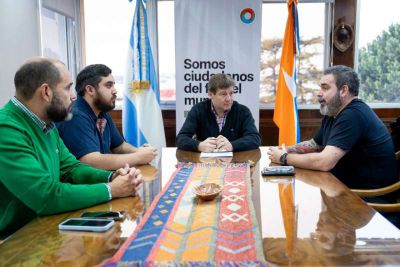 El gobernador Melella se reuni con representantes del sindicato de Vialidad Nacional 